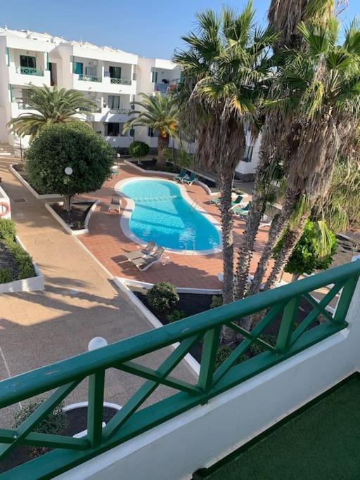Coqueto Apartamento Zua Con Piscina Costa Teguise Ngoại thất bức ảnh
